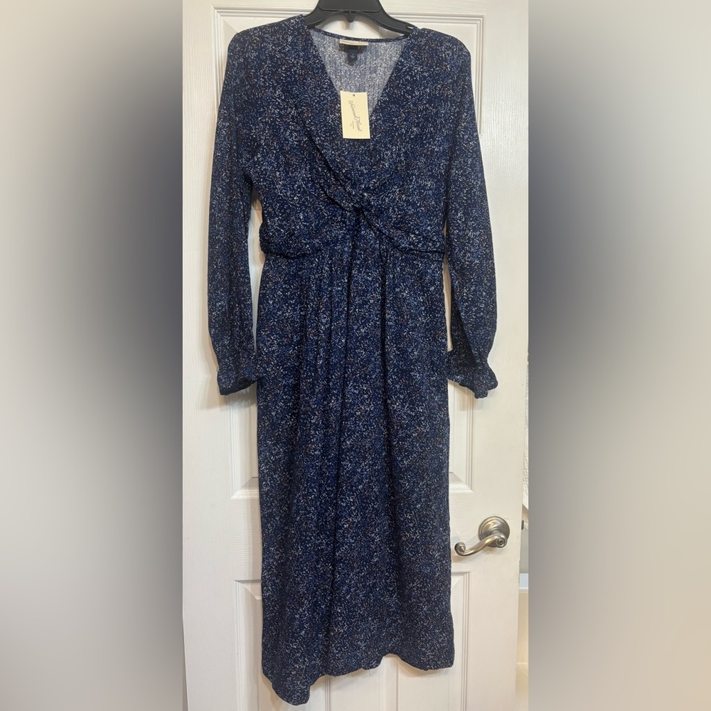 Universal Thread Navy Blue Floral Twist-Front Balloon Long-Sleeve Dress, Size S - Picture 2 of 6